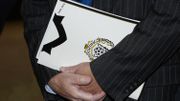 Lokeren va aussi en appel de la décision de la commission des litiges devant la CBAS Lokeren va aussi en appel de la décision de la commission des litiges devant la CBAS