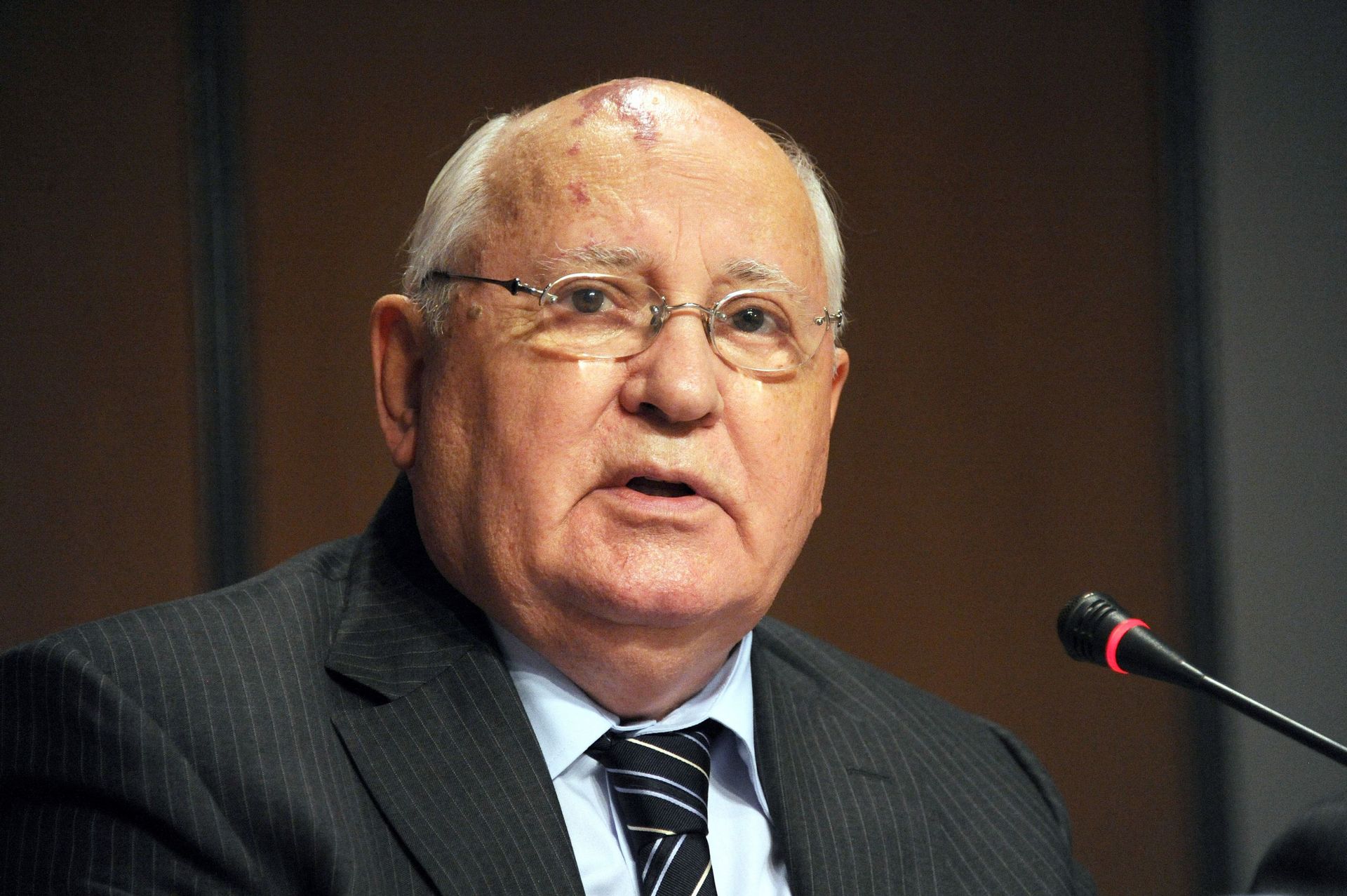 mikhail gorbatchev le dernier dirigeant de l urss fete ses 90 ans en quarantaine