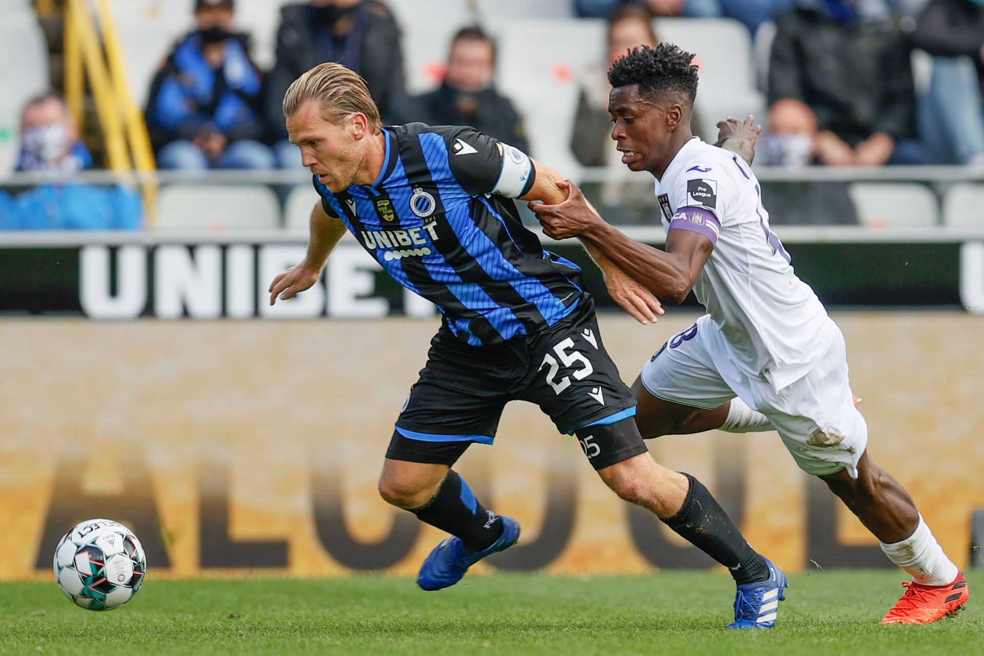 Anderlecht - Club Brugge / Anderlecht op het juiste moment tegen Club Brugge ... : Club brugge ...