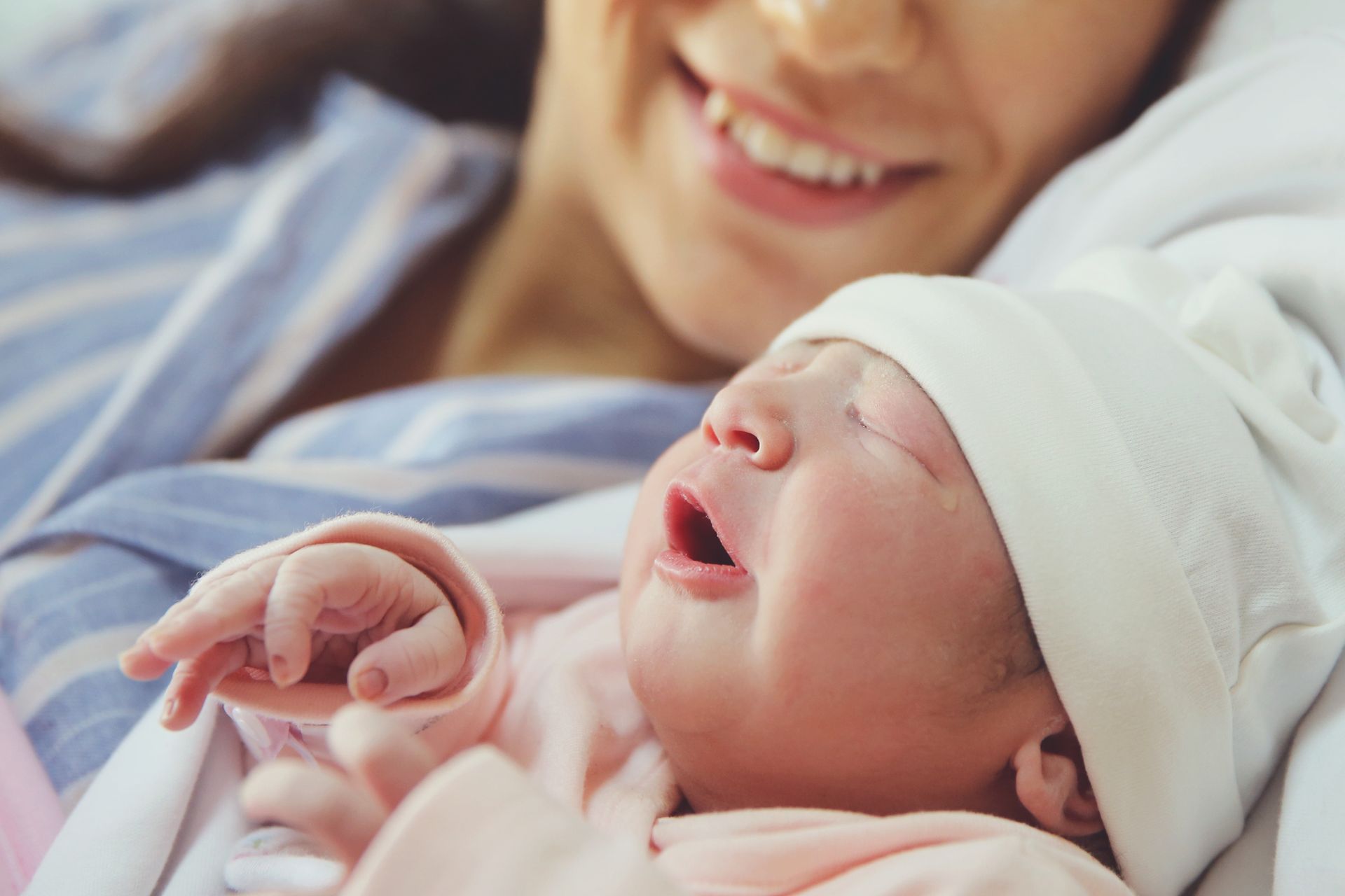 Le Canal Que Suit Un Bebe Pendant L Accouchement Differe Selon L Origine De La Mere