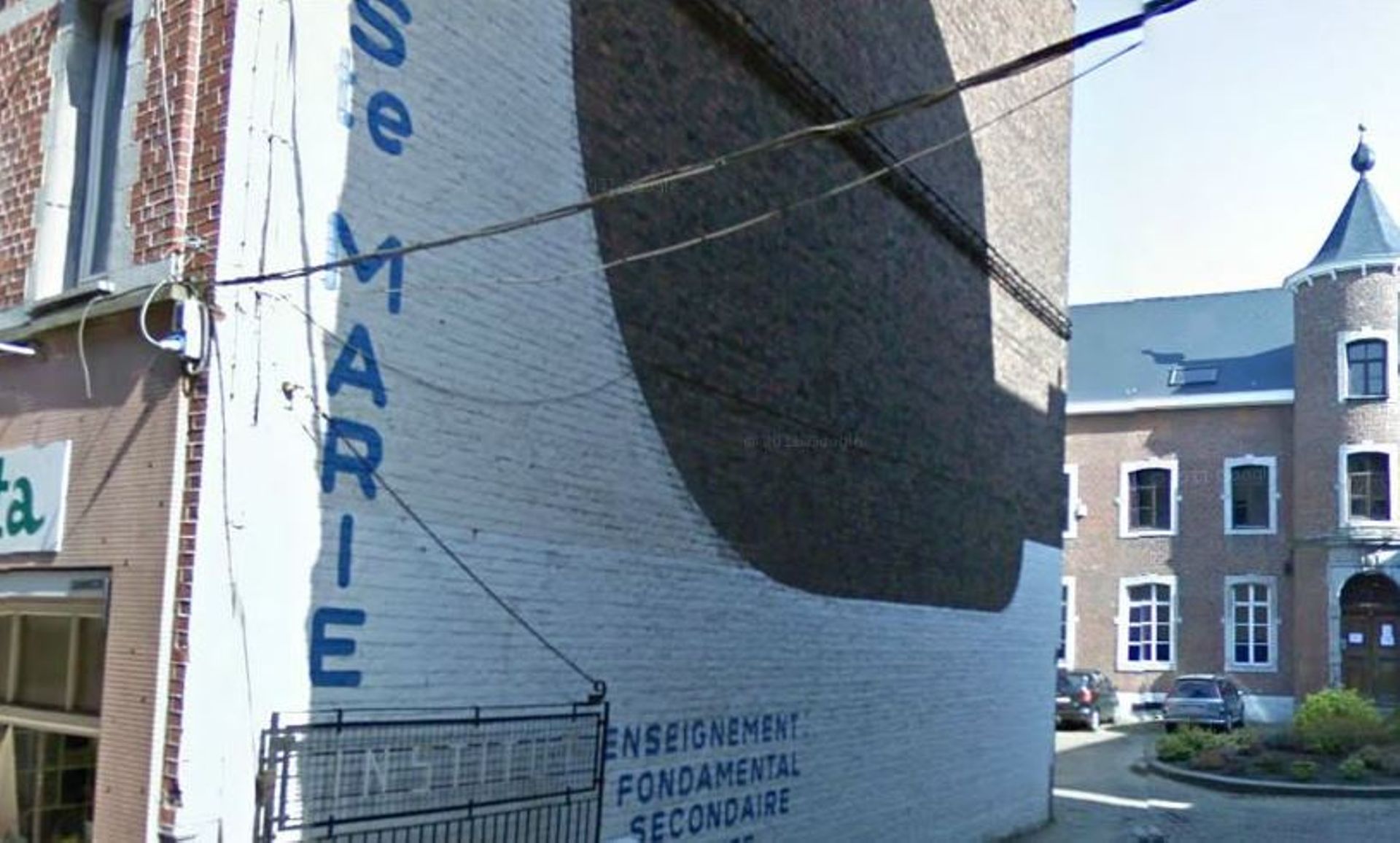 Fausse Alerte A La Bombe A L Ecole Sainte Marie De Chatelet