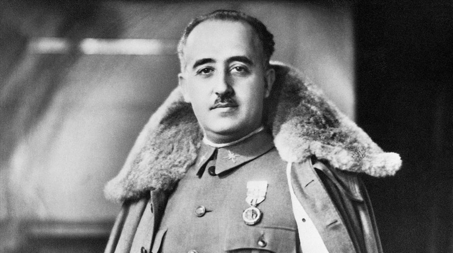 Liste Des Dictateurs Dans Le Monde Franco, le dictateur qui en chassa un autre