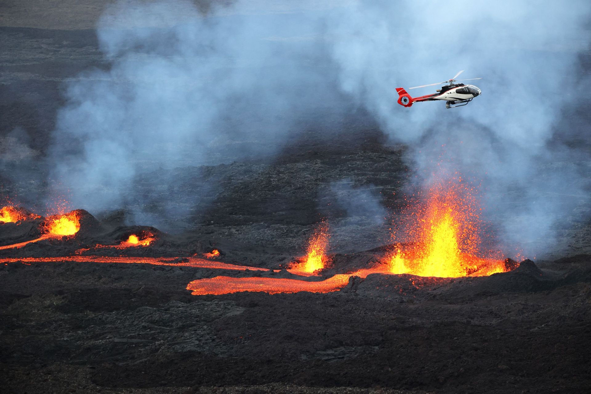 L’éruption du Piton de la Fournaise créé de sublimes images (photos et
