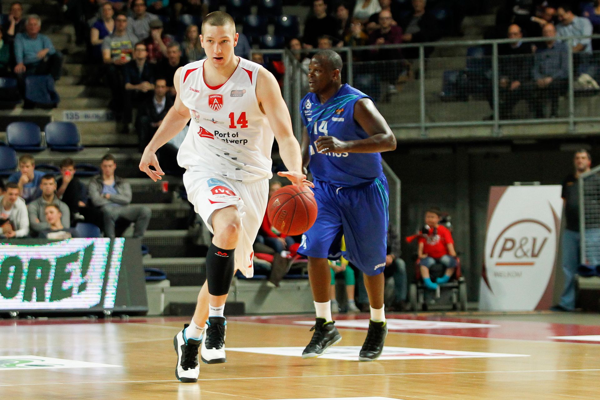 Maxime De Zeeuw sacré "Joueur de l'année"