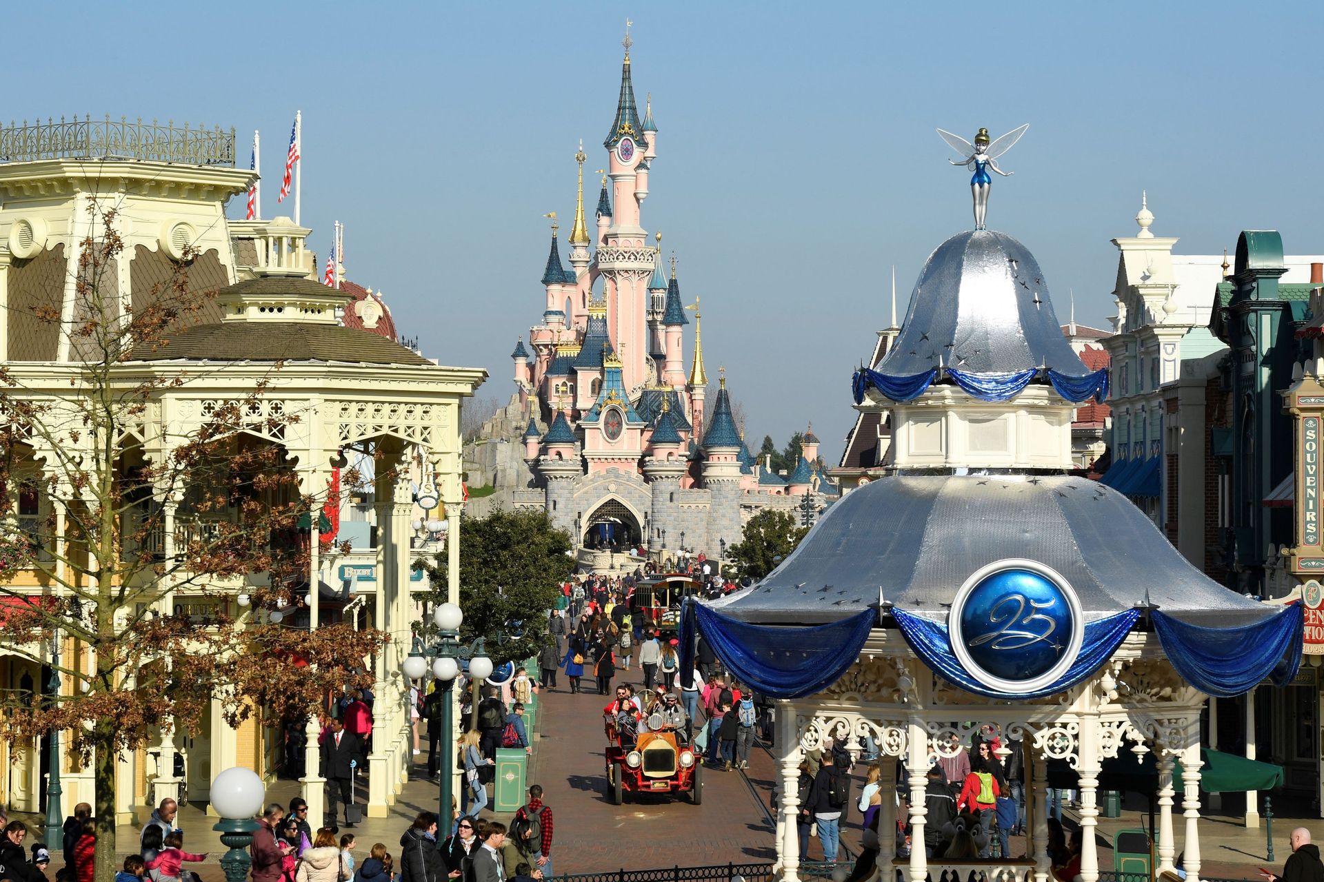 Disneyland Paris Rouvre Ses Portes Le Masque Est Obligatoire Des Six Ans
