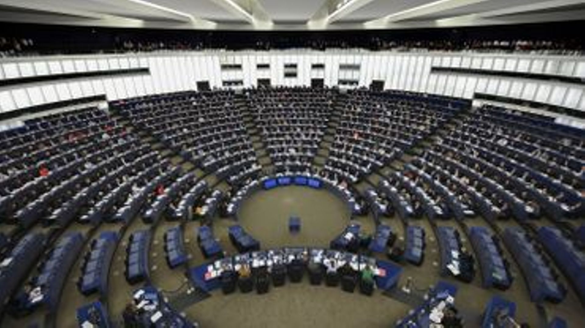 Dans Quelle Ville Le Parlement Européen Se Situe-t-il Coronavirus: le Parlement européen devrait retrouver Strasbourg en