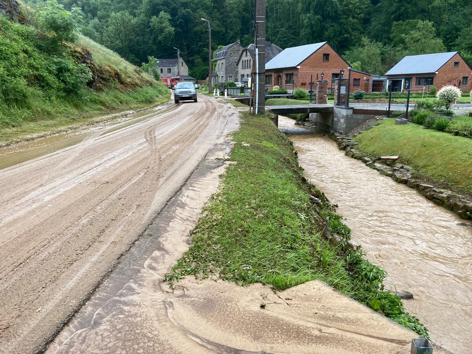 Orages En Province De Namur Inondations Et Coulees De Boue Dans Plusieurs Communes Photos