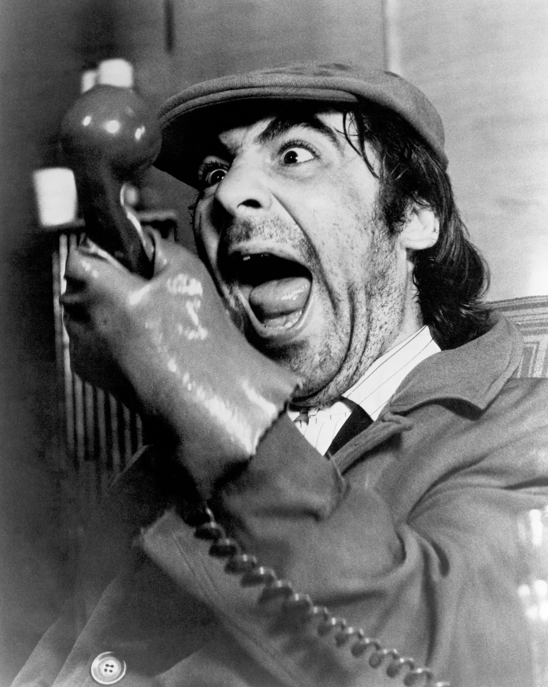 Gaston Il Ya Le Téléphone Qui Sonne Votre téléphone fixe sonne et il n’y a personne au bout du fil ? On