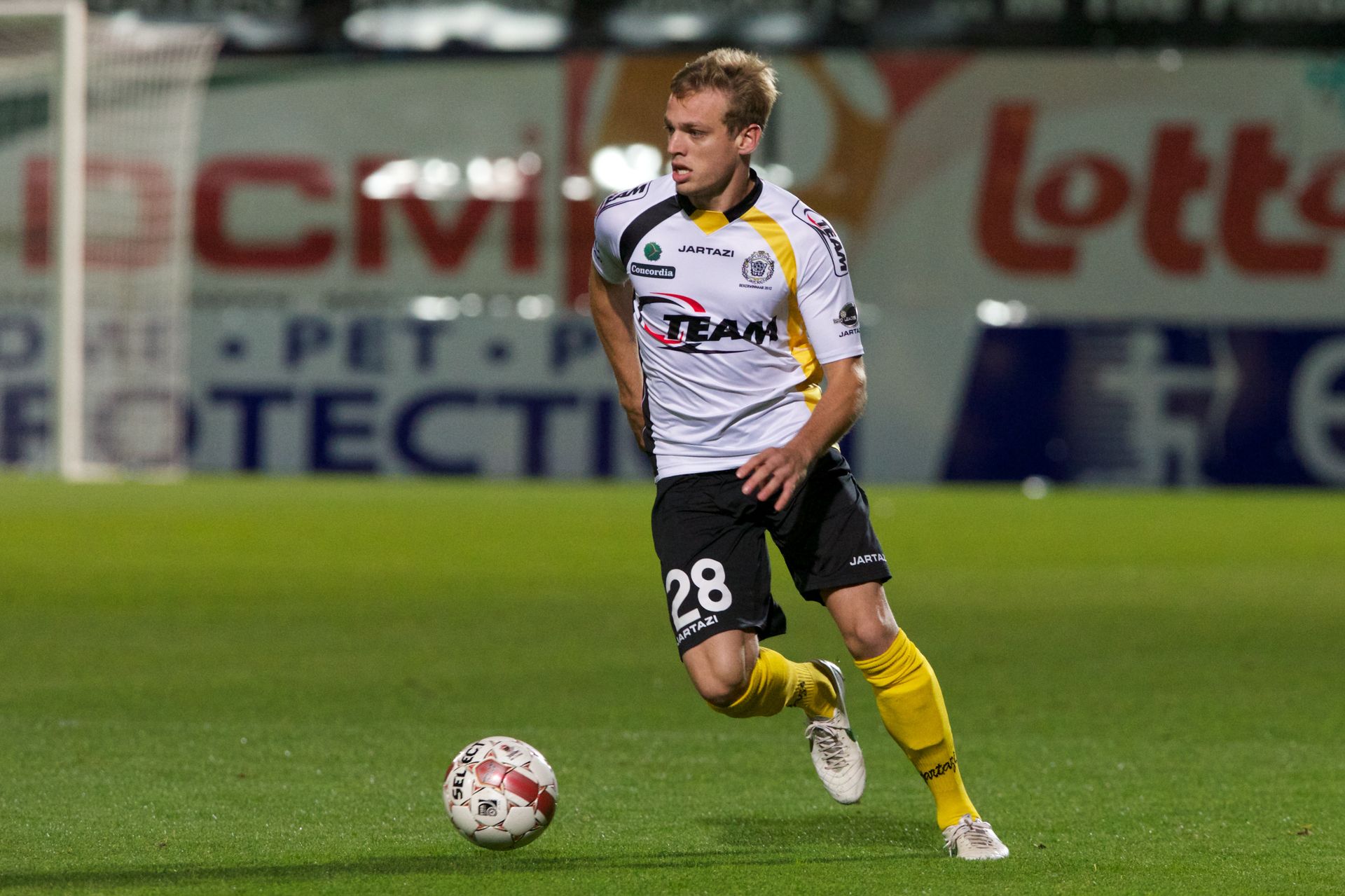 Anderlecht suit Laurens De Bock