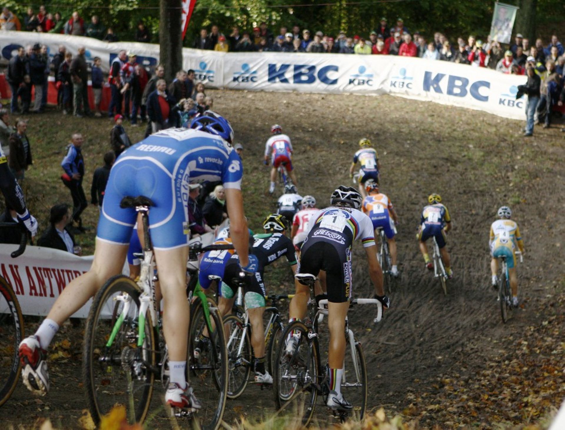 Cyclo-cross: une manche de la Coupe du Monde à Namur