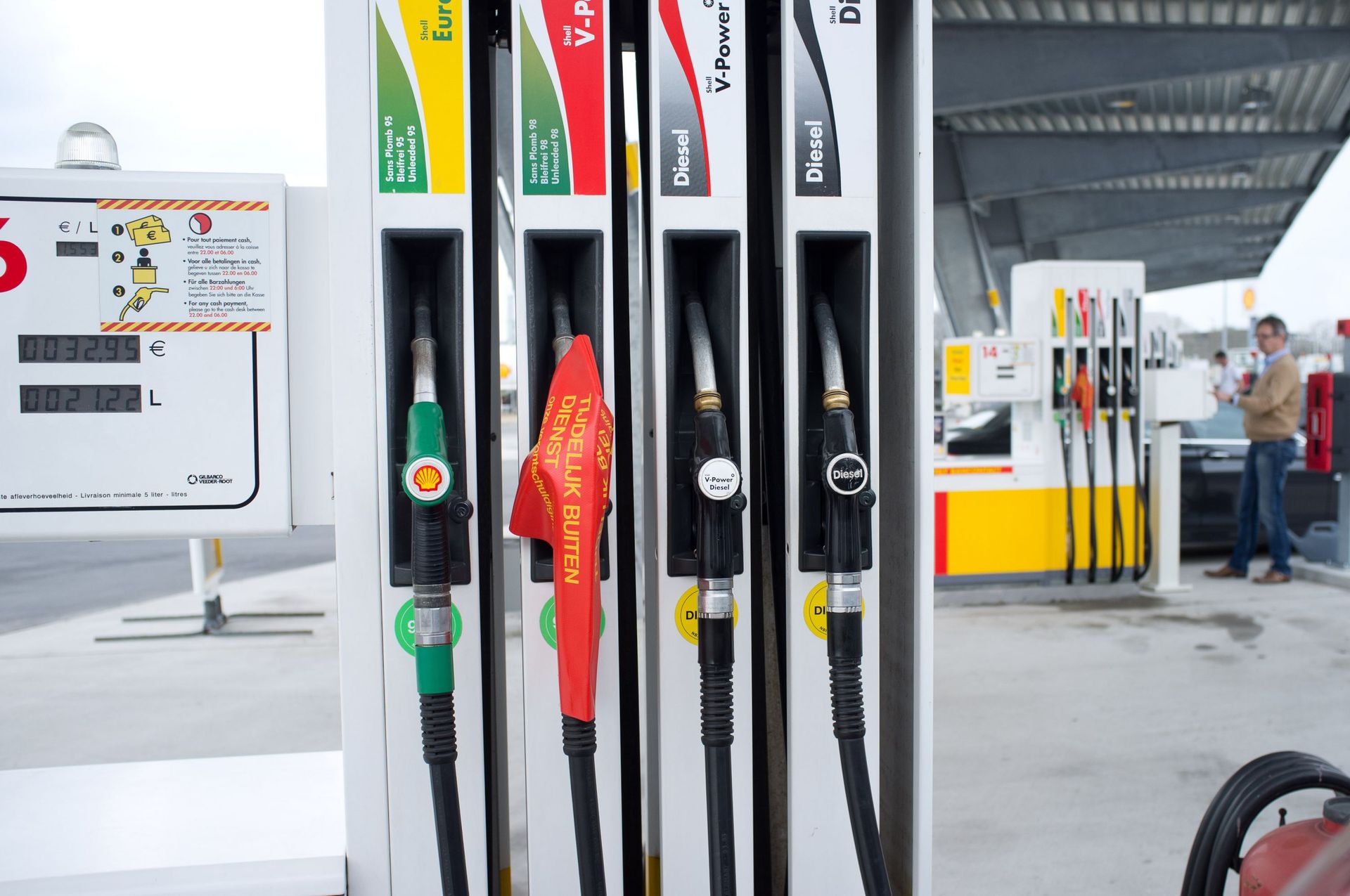 Samedi, les prix des carburants seront au plus bas depuis avril 2009