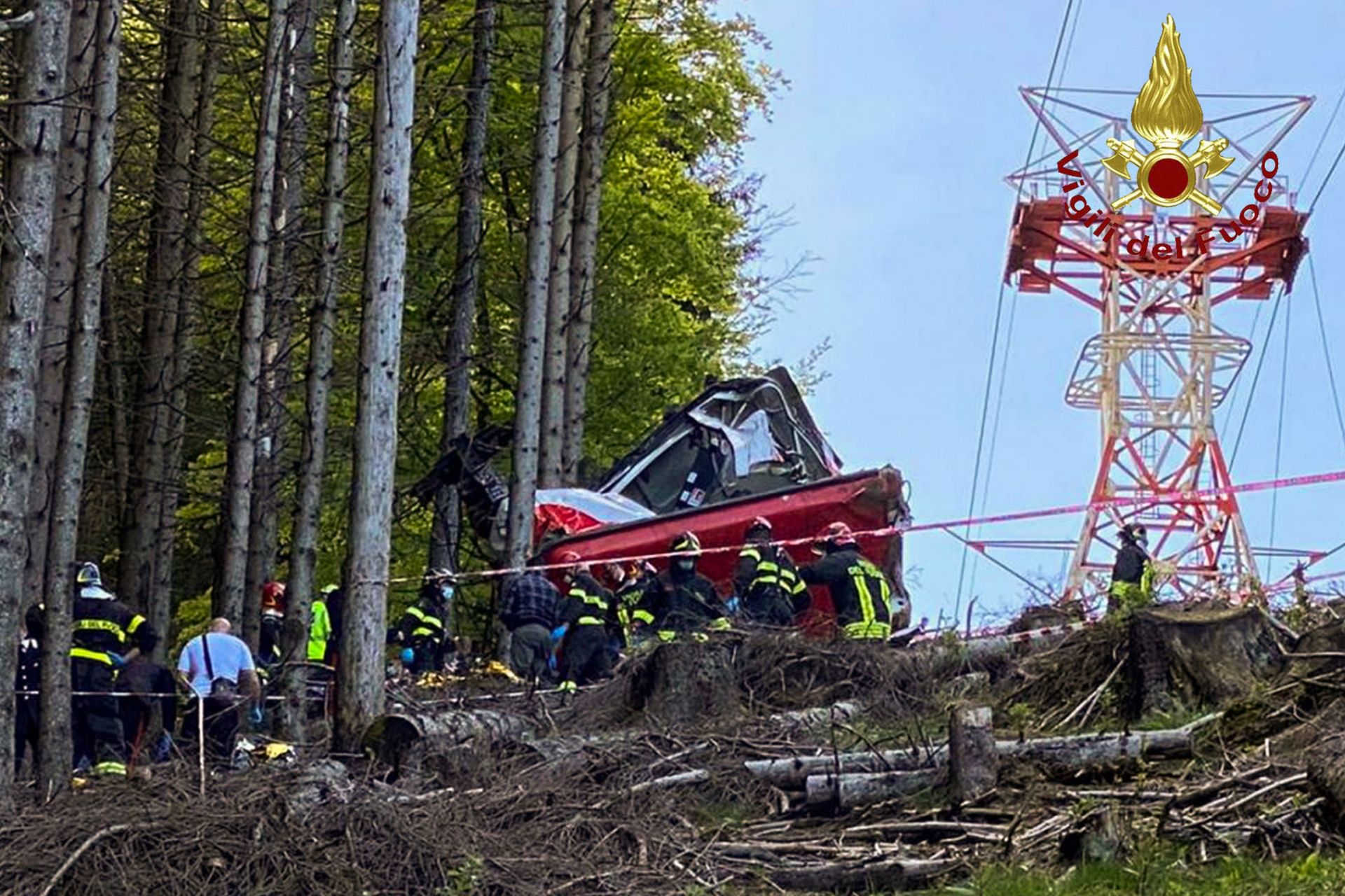 Italie: quatorze morts et un blessé grave dans la chute d ...