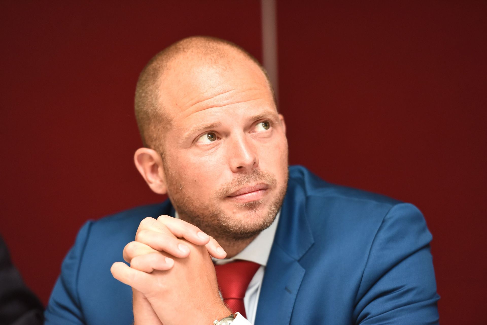 Alan Theo Jean Reste Du Monde La N-VA reste le premier parti flamand, selon un nouveau sondage