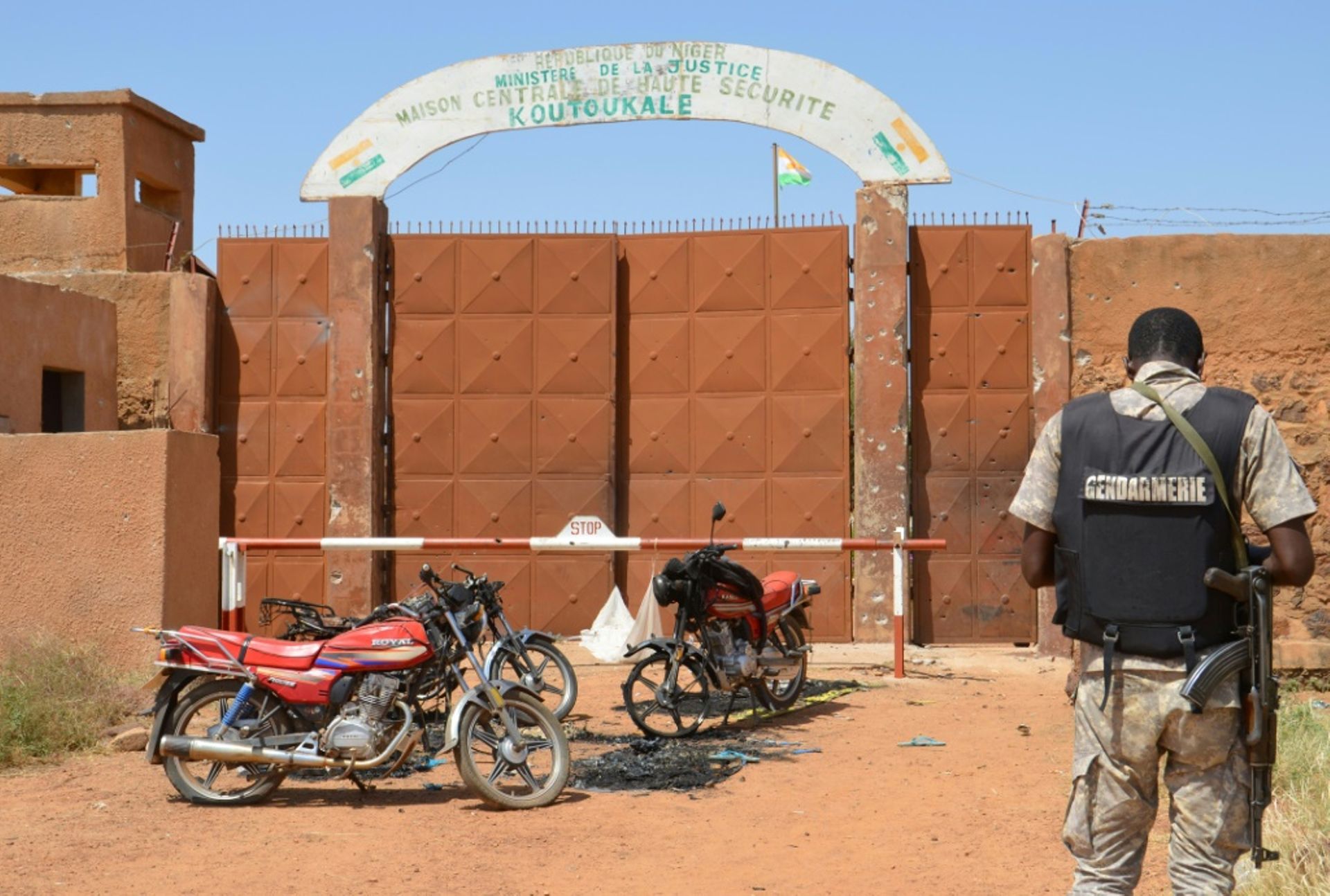 Niger douze gendarmes tués lors d'une attaque dans le sudouest