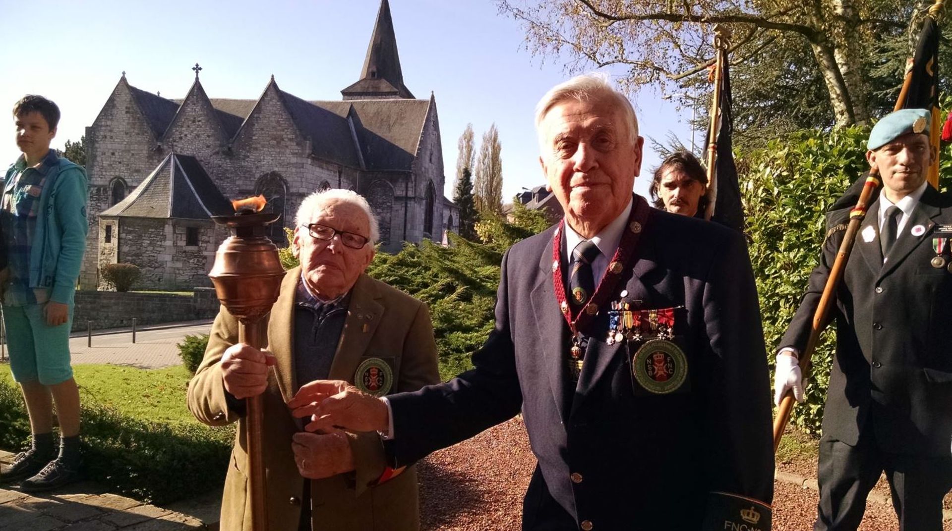 Le Flambeau Canal Le Flambeau Sacré est passé par Charleroi et la région ce lundi