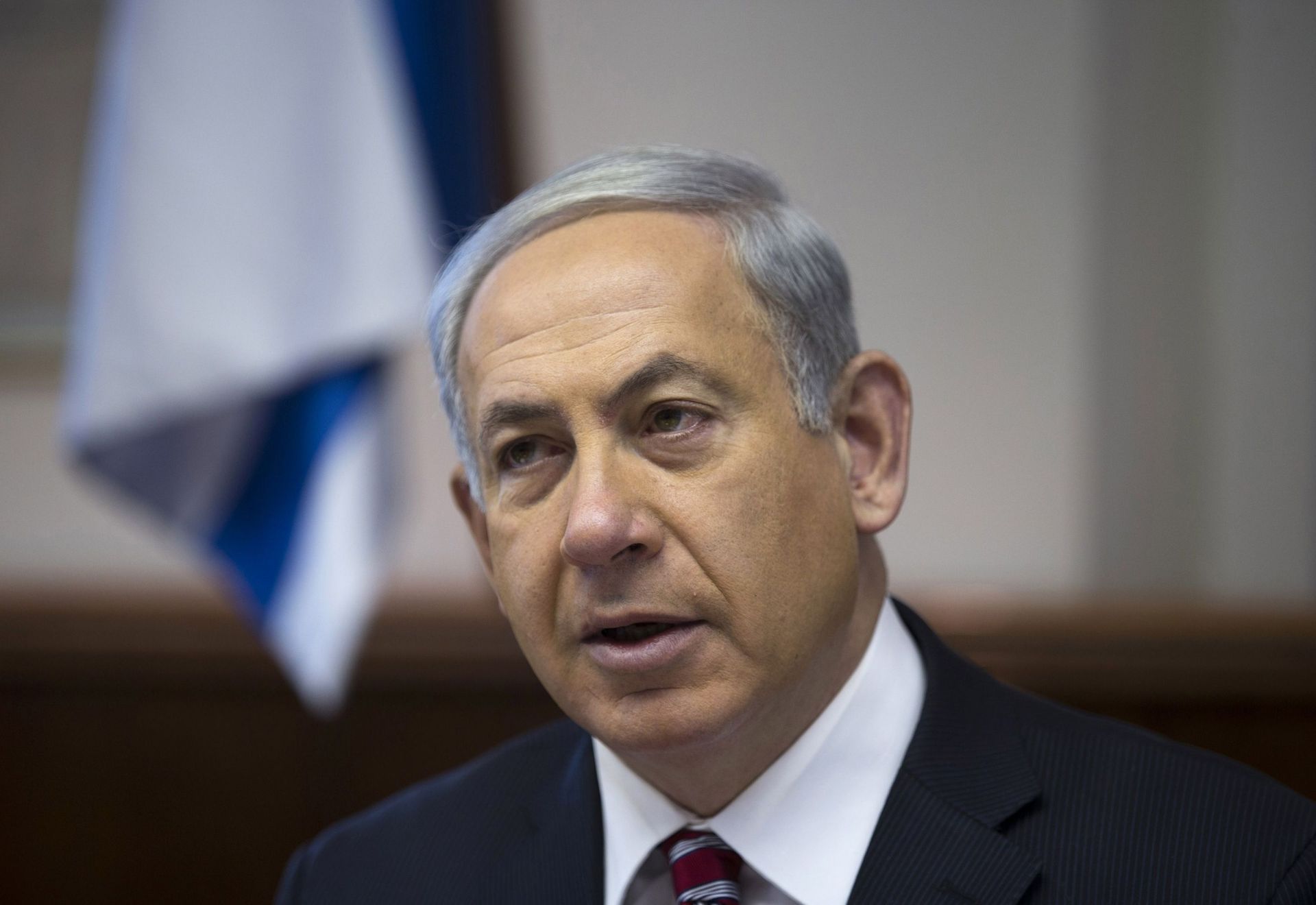 B. Netanyahu Critiqué à Cause De La Petite Amie Non Juive De Son Fils