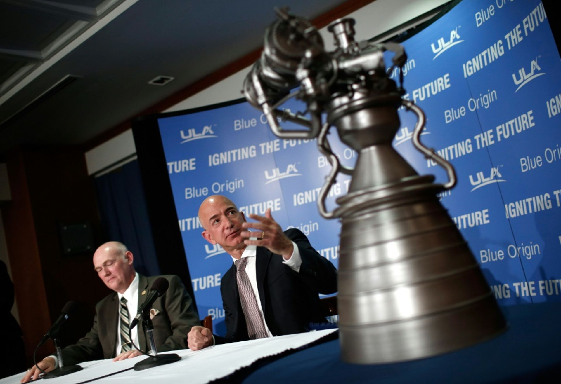 Apollo 10 1/2 : Les Fusées De Mon Enfance La société aérospatiale de Jeff Bezos dévoile son projet de fusée
