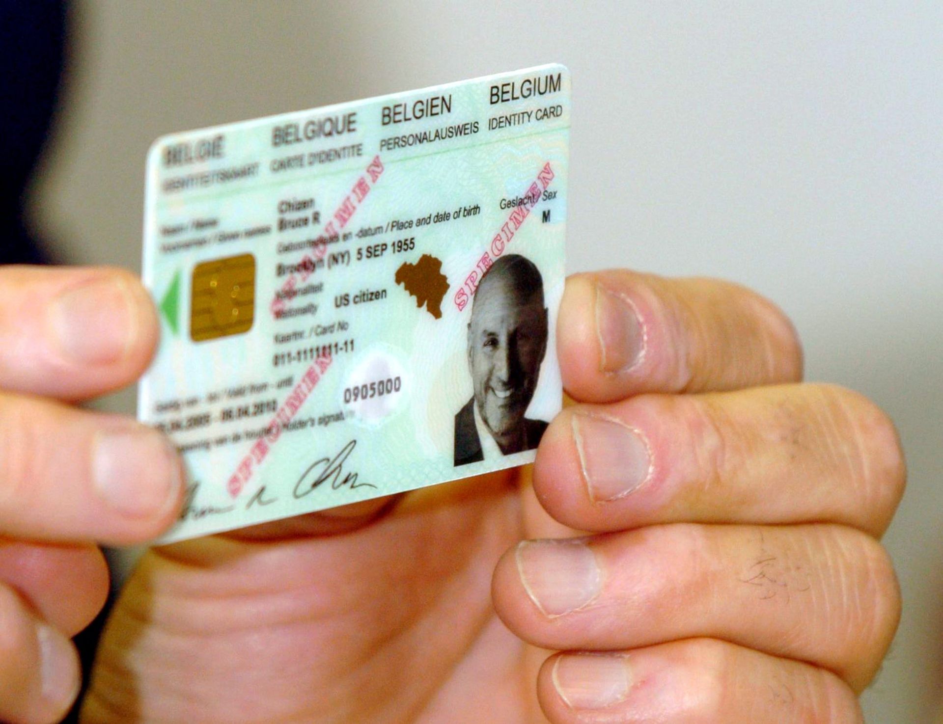 Carte D Identite Perdue Le Registre National Peut Sauver Vos Vacances