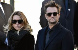 Laeticia Hallyday sort du silence ! Laeticia Hallyday sort du silence !
