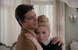 "Belle de jour" : l'autre visage de Catherine Deneuve mis en scène par Joseph Kessel ! "Belle de jour" : l'autre visage de Catherine Deneuve mis en scène par Joseph Kessel !