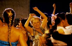Meryl Streep, Colin Firth, Pierre Brosnan, "Mamma Mia!" revient 10 ans après ! Meryl Streep, Colin Firth, Pierre Brosnan, "Mamma Mia!" revient 10 ans après !
