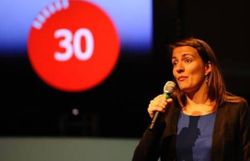 L'étudiante Nathalie Lagarde participe à la finale de "Ma thèse en 180 secondes" à Nancy, le 3 juin 2015 L'étudiante Nathalie Lagarde participe à la finale de "Ma thèse en 180 secondes" à Nancy, le 3 juin 2015