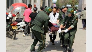 Chine 24 morts dans un tremblement  de  terre  pr s de  la 