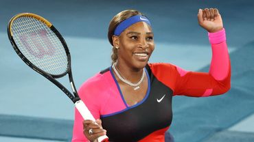 Open D Australie Serena Williams Elimine Simona Halep Et Rejoint Naomi Osaka En Demi Finale