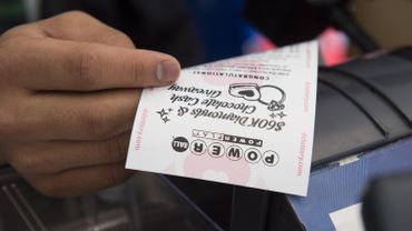 Usa Plus De 800 Millions De Dollars Dans Le Jackpot Du Powerball L Euro Millions Americain