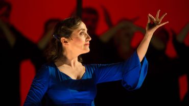 Dominique Blanc dans le rôle de Perséphone, mise en scène par Teodor Currentzis sur un poème d'André Gide