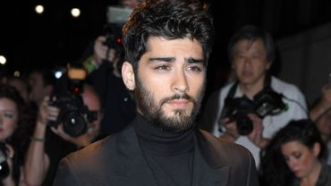 La barbe fait totalement oublier que Zayn Malik a un jour fait partie d'un boys band, lui donnant charisme, chic et sexy attitude. Le 7 septembre 2016. La barbe fait totalement oublier que Zayn Malik a un jour fait partie d'un boys band, lui donnant charisme, chic et sexy attitude. Le 7 septembre 2016.