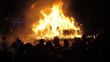 Les Feux De La Saint Jean 2019 Sont Sauves A Mons