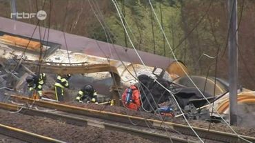 Wetteren Les Locomotives Ont été Remorquées