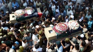 L Afghanistan Et Le Pakistan Sous La Terreur Des Groupes Taliban