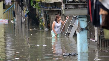 Le typhon Sanba a provoqué des pluies torentielles aux Philippines
