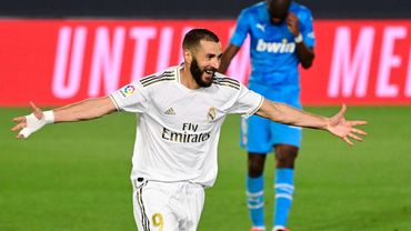 Karim Benzema Integre Le Top 5 Des Buteurs Du Real Avec Brio