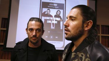 Dimitri Vegas et Like Mike en 2017 à Bruxelles Dimitri Vegas et Like Mike en 2017 à Bruxelles