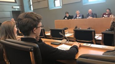 Ils ont entre13 et 19 ans et ils débriefent les travaux de la COP24 auxquels ils ont assisté Ils ont entre13 et 19 ans et ils débriefent les travaux de la COP24 auxquels ils ont assisté