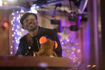MC Solaar était très attendu par le public lors de son passage à Viva for Life. MC Solaar était très attendu par le public lors de son passage à Viva for Life.