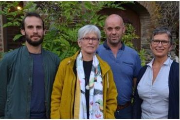 D'inspiration citoyenne, les candidats veulent se démarquer du "combat de coqs" qui se profile à Neufchâteau. D'inspiration citoyenne, les candidats veulent se démarquer du "combat de coqs" qui se profile à Neufchâteau.