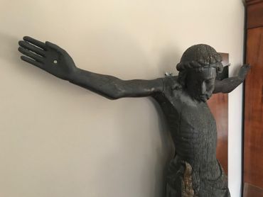 Restauratrice d’art, parfois des années de travail pour restaurer une seule pièce Restauratrice d’art, parfois des années de travail pour restaurer une seule pièce