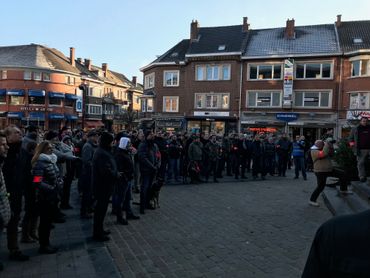 A Wavre, de nombreux policiers ont bravé l'interdiction A Wavre, de nombreux policiers ont bravé l'interdiction