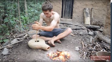 Les hommes des cavernes des temps modernes, la nouvelle tendance Youtube Les hommes des cavernes des temps modernes, la nouvelle tendance Youtube