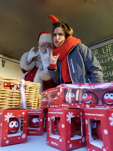 Père Noël et lutin Maboule, plus rock'n roll que jamais ! Père Noël et lutin Maboule, plus rock'n roll que jamais !