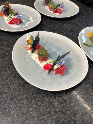 Terre mer King crabe et bœuf façon maki Terre mer King crabe et bœuf façon maki