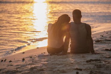 Laetitia Milot et Philippe Bas : leur belle complicité sur le tournage de "Coup de foudre à Bora Bora" (photos) Laetitia Milot et Philippe Bas : leur belle complicité sur le tournage de "Coup de foudre à Bora Bora" (photos)