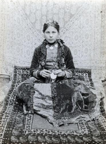 Guillaume de Jerphanion - Une circassienne (ou tcherkesse) Guillaume de Jerphanion - Une circassienne (ou tcherkesse)