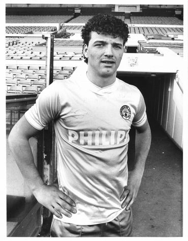Paul Stewart, ancienne gloire du football anglais, brise le silence Paul Stewart, ancienne gloire du football anglais, brise le silence