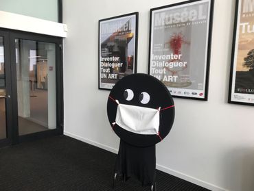 Le Musée L est prêt: billetterie en ligne, réservation obligatoire, comme le port du masque et le lavage des mains avec du gel hydroalcoolique à l’entrée. Le Musée L est prêt: billetterie en ligne, réservation obligatoire, comme le port du masque et le lavage des mains avec du gel hydroalcoolique à l’entrée.