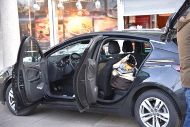Allemagne: un homme fonce dans la foule avec sa voiture Allemagne: un homme fonce dans la foule avec sa voiture